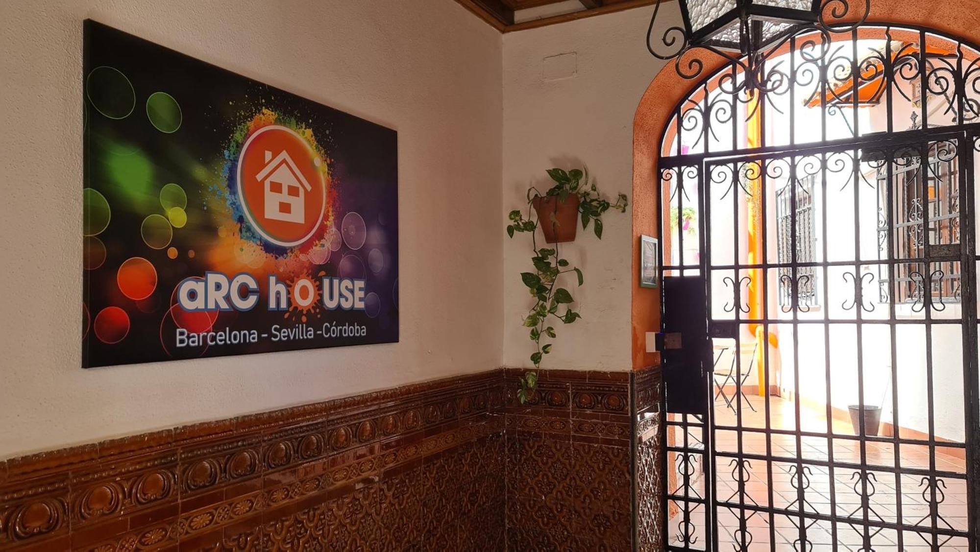 Arc House Cordoba Only Adults, Cordoba