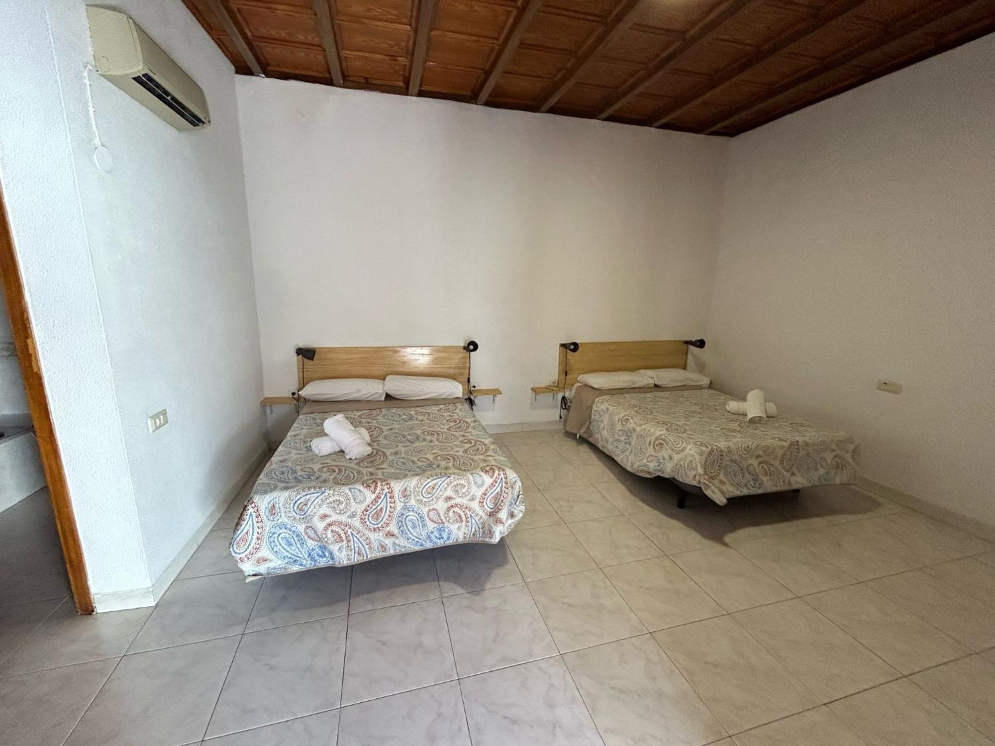 Arc House Cordoba Only Adults — Photos 1
